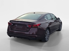 Used 2023  Nissan Altima 2.5 SL AWD Sedan at Dime Down by Frank Leta near Bridgeton, MO