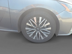 Used 2024  Nissan Altima 2&period;5 SV Sedan at Dime Down by Frank Leta near Bridgeton&comma; MO