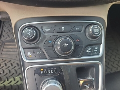 Used 2015  Chrysler 200 4d Sedan Limited I4 at Dime Down by Frank Leta near Bridgeton&comma; MO