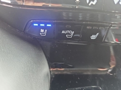 Used 2024  Acura MDX SH-AWD w&sol;Advance Pkg at Dime Down by Frank Leta near Bridgeton&comma; MO