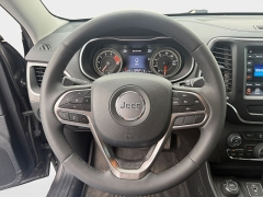 Used 2022  Jeep Cherokee Latitude Lux 4x4 at Dime Down by Frank Leta near Bridgeton&comma; MO