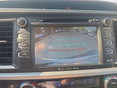 Used 2018  Toyota Highlander SE V6 AWD &lpar;Natl&rpar; at Dime Down by Frank Leta near Bridgeton&comma; MO