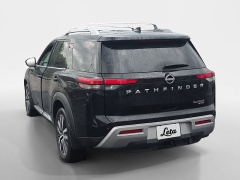 Used 2022  Nissan Pathfinder Platinum 4WD at Dime Down by Frank Leta near Bridgeton&comma; MO