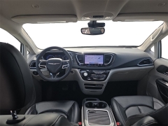 Used 2023  Chrysler Pacifica Touring L FWD at Dime Down by Frank Leta near Bridgeton&comma; MO