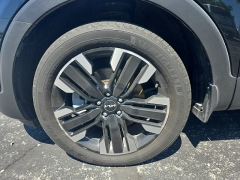 Used 2024  Kia Telluride SX Prestige AWD at Dime Down by Frank Leta near Bridgeton&comma; MO