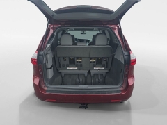 Used 2017  Toyota Sienna Limited Premium FWD 7-Passenger &lpar;Natl&rpar; at Dime Down by Frank Leta near Bridgeton&comma; MO