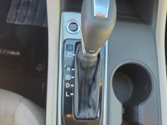 Used 2025  Nissan Altima SV AWD at Dime Down by Frank Leta near Bridgeton&comma; MO