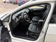 Used 2017 Volkswagen Golf SportWagen 1.8T SE Auto at VerHage Auto Sales near Holland, MI