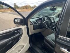 Used 2013 Chrysler Town & Country 4d Wagon Touring L at VerHage Auto Sales near Holland, MI