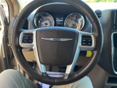 Used 2011 Chrysler Town & Country 4d Wagon Touring at VerHage Auto Sales near Holland, MI