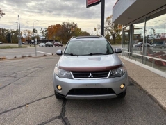 Used 2007  Mitsubishi Outlander 4d SUV 4WD XLS at VerHage Auto Sales near Holland, MI
