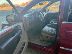 Used 2014  Chrysler Town & Country 4d Wagon Touring at VerHage Auto Sales near Holland, MI