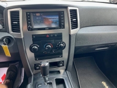 Used 2009 Jeep Grand Cherokee 4d SUV 4WD Laredo V6 at VerHage Auto Sales near Holland, MI
