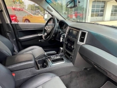 Used 2009 Jeep Grand Cherokee 4WD 4dr Laredo at VerHage Auto Sales near Holland, MI