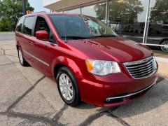 Used 2014 Chrysler Town & Country 4d Wagon Touring at VerHage Auto Sales near Holland, MI