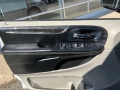 Used 2014  Chrysler Town & Country 4d Wagon Touring at VerHage Auto Sales near Holland, MI