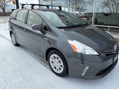 Used 2013  Toyota Prius v 5dr Wgn &lpar;Natl&rpar; at VerHage Auto Sales near Holland&comma; MI