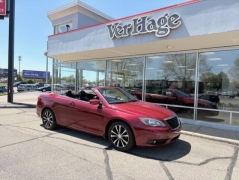 Used 2012 Chrysler 200 2d Convertible S at VerHage Auto Sales near Holland, MI
