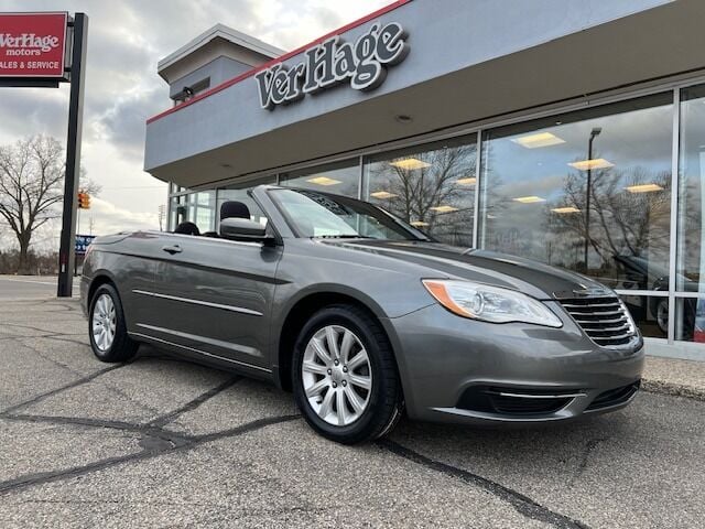 Used 2012  Chrysler 200 2d Convertible Touring at VerHage Auto Sales near Holland, MI