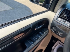 Used 2013 Chrysler Town & Country 4d Wagon Touring at VerHage Auto Sales near Holland, MI