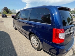 Used 2013 Chrysler Town & Country 4d Wagon Touring at VerHage Auto Sales near Holland, MI