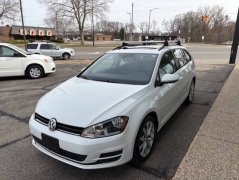 Used 2017 Volkswagen Golf SportWagen 1.8T SE Auto at VerHage Auto Sales near Holland, MI