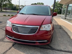 Used 2014 Chrysler Town & Country 4d Wagon Touring at VerHage Auto Sales near Holland, MI