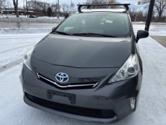 Used 2013  Toyota Prius v 5dr Wgn &lpar;Natl&rpar; at VerHage Auto Sales near Holland&comma; MI