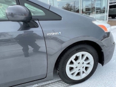 Used 2013  Toyota Prius v 5dr Wgn &lpar;Natl&rpar; at VerHage Auto Sales near Holland&comma; MI