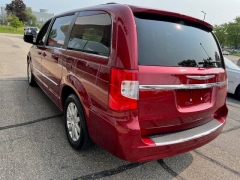 Used 2014 Chrysler Town & Country 4d Wagon Touring at VerHage Auto Sales near Holland, MI