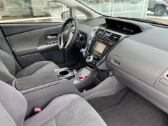 Used 2013  Toyota Prius v 5dr Wgn &lpar;Natl&rpar; at VerHage Auto Sales near Holland&comma; MI