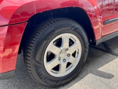 Used 2009 Jeep Grand Cherokee 4WD 4dr Laredo at VerHage Auto Sales near Holland, MI