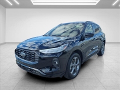 Used 2024  Ford Escape Hybrid Platinum AWD at Best Choice Motors near Lafayette&comma; IN