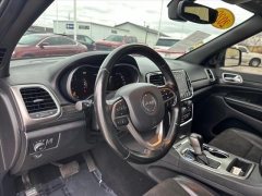 Used 2020  Jeep Grand Cherokee 4d SUV 4WD Laredo Altitude at Best Choice Motors near Lafayette&comma; IN