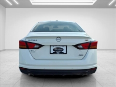 Used 2023  Nissan Altima 2&period;5 SR AWD Sedan at Best Choice Motors near Lafayette&comma; IN
