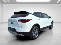Used 2025  Chevrolet Blazer FWD 4dr LT w&sol;2LT at Best Choice Motors near Lafayette&comma; IN