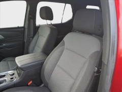 Used 2023  Chevrolet Traverse FWD 4dr LT Cloth w&sol;1LT at Best Choice Motors near Lafayette&comma; IN