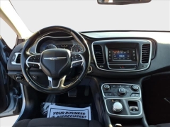 Used 2015  Chrysler 200 4d Sedan Limited I4 at Best Choice Motors near Lafayette&comma; IN