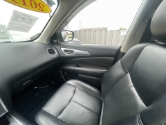 Used 2019 Nissan Pathfinder 4d SUV 4WD SL at Best Choice Motors near Lafayette, IN