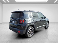 Used 2015  Jeep Renegade 4d SUV 4WD Latitude at Best Choice Motors near Lafayette&comma; IN