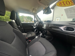 Used 2018 Jeep Renegade 4d SUV FWD Sport at Best Choice Motors near Lafayette, IN