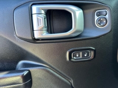 Used 2019  Jeep Wrangler Unlimited 4d SUV 4WD Sport S at Best Choice Motors near Lafayette&comma; IN