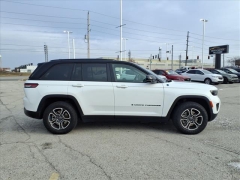 Used 2022  Jeep Grand Cherokee 4xe Trailhawk 4x4 at Best Choice Motors near Lafayette&comma; IN