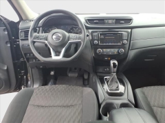 Used 2020  Nissan Rogue 4d SUV AWD SV at Best Choice Motors near Lafayette&comma; IN
