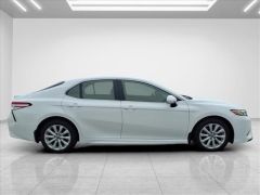 Used 2021  Toyota Camry SE Auto at Best Choice Motors near Lafayette&comma; IN