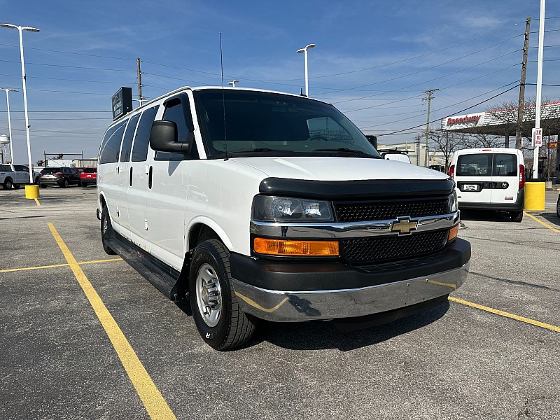 Used 2012  Chevrolet Express Wagon 3500 Ext Wagon LT at Best Choice Motors near Lafayette, IN