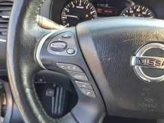 Used 2020  Nissan Pathfinder 4d SUV 4WD SL at Best Choice Motors near Lafayette&comma; IN