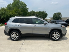 Used 2016 Jeep Cherokee 4d SUV 4WD Limited V6 at Best Choice Motors near Lafayette, IN