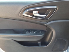 Used 2015  Chrysler 200 4d Sedan Limited I4 at Best Choice Motors near Lafayette&comma; IN