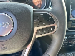 Used 2022  Jeep Cherokee Limited 4x4 at Best Choice Motors near Lafayette&comma; IN